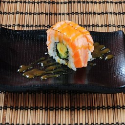 โรลแซลมอนซอสมิโซะ