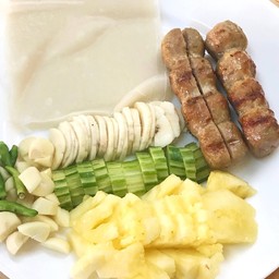 แหนมเนือง