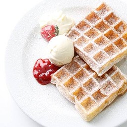STRAWBERRY WAFFLE