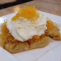 โรตี+วิปครีม+ฝอยทอง - Deli