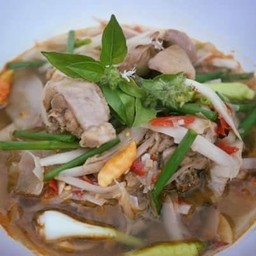 แกงหน่อไม้ดองใส่หมู