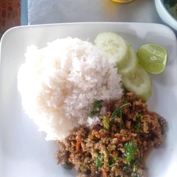 ข้าวกะเพราหมูสับ