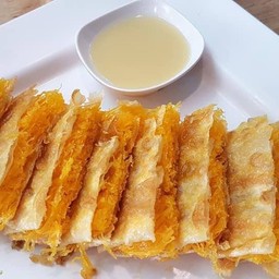 โรตีพัฟฝอยทอง - Deli