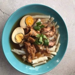 ก๋วยจั๊บขาหมู