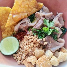 บะหมี่แห้งต้มยำ