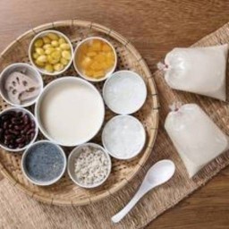 น้ำเต้าหู้ มัน-อร่อย สาขา ตรอ.นาหลวง