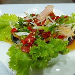 บ้านไม้ระเบียงน้ำ