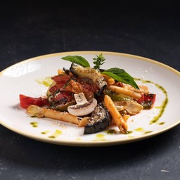 Vegetarian (mix grilled vegetables in tomato sauce)