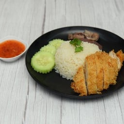 ข้าวมันไก่ทอด (พิเศษ)