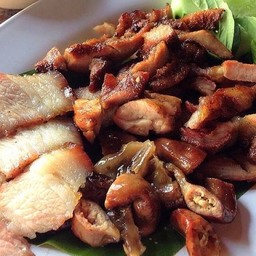 ย่างรวม  ใส้ ตับ  หมู เนื้อ