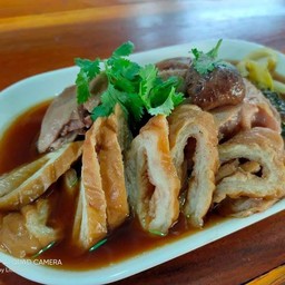 เนื้อหนัง + ใส้ (เป็นกับข้าว)