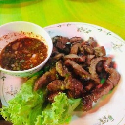 เสือร้องไห้