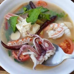 โป๊ะแตก