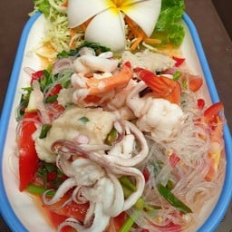 ยำวุ้นเส้นทะเล