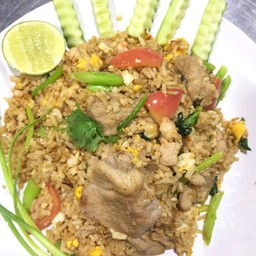 ข้าวผัดรถไฟ(หมูหมัก)