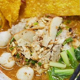 ก๋วยเตี๋ยวหมูต้มยำ (โปรดระบุเส้นด้วยค่ะ)- ก๋วยเตี๋ยวต้มยำเลิศรส