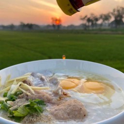 โจ๊ก ต้มเลือด ข้าวต้ม ยำ ส้มตำ กะเพรา BK77 (เข้าซอยข้างๆ มทร. ไม่เข้าม. นะคะ 🙏🏻)