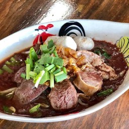 ก๋วยเตี๋ยวเนื้อสด+ลูกชิ้น (โปรดระบุเส้นด้วยค่ะร้านก๋วยเตี๋ยวเรืออยุธยา)