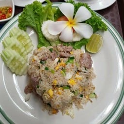 ข้าวผัดหมู