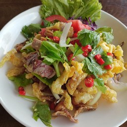 ยำสามกรอบ