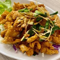 หนังไก่กรอบทอดสมุนไพร