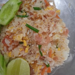 ข้าวผัดแหนม