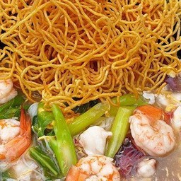 บะหมี่กรอบราดหน้าทะเล- ธนพล ราดหน้า-สุกี้เคี้ยงเอมไพร์