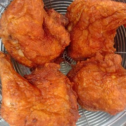 ไก่ทอด รสเด็ด+เตี๋ยวไก่มะระ