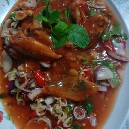 ยำปลากระป๋อง