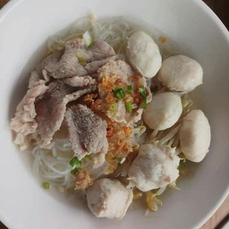 น้ำแข็งใสนายปุณณ์