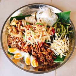 ตำถาด - ตำแซปนัว โอเชี่ยน (เจ้าเก่า)