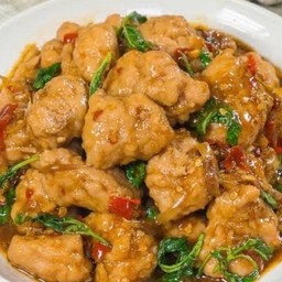 หมูเด้งผัดกระเพรา