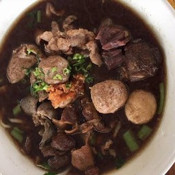 เกาเหลารวมมิตรเนื้อ ร้านก๋ยวเตี๋ยวเรือ