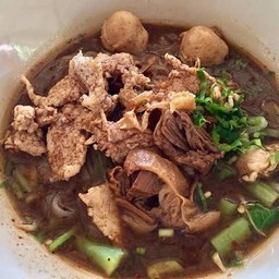 ก๋วยเตี๋ยวหมูสด+ตุ๋น+ตับ+ลูกชิ้น (โปรดระบุเส้นด้วยค่ะร้านก๋วยเตี๋ยวเรืออยุธยา)