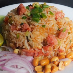 ข้าวผัดแหนม