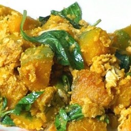 ผัดฝักทองใส่ไข่