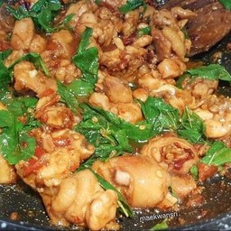 ไก่บ้านผัดกระเพรา