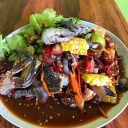 เกาเหลาหอยแครงปูม้ากุ้งสด