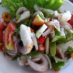 ยำหมึกสะดิ้ง