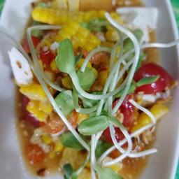 ตำข้าวโพดไข่เค็ม