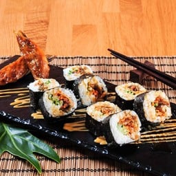 โรลหนังปลาแซวมอน