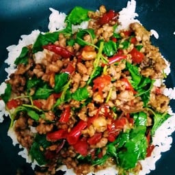 กะเพราหมูแซ่บวุ้นเส้นฌบราณ