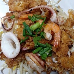 ป้าเพ็ญ หอยทอด