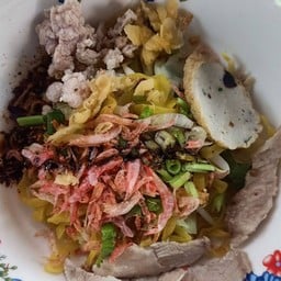 ก๋วยเตี๋ยวกำนันเก๋