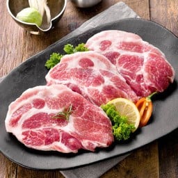 คอหมูย่างสไตล์เกาหลี Dwaeji Moksal Gui