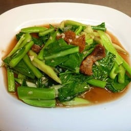 ผัดคะน้าหมูชิ้น