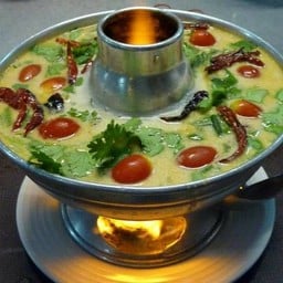 ต้มข่าไก่ (เล็ก)