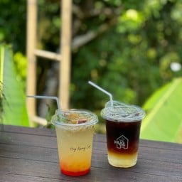 Hug Kapong Cafe -