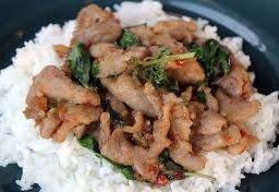 ข้าวกระเพราหมูชิ้น