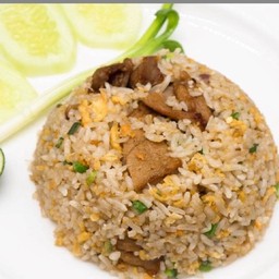 ข้าวผัดไก่ (L)